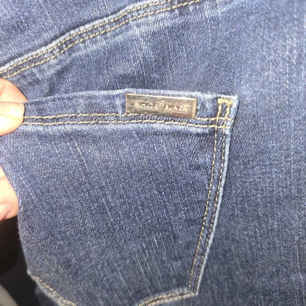 WHBM Boot Cut - Picture 4 of 6